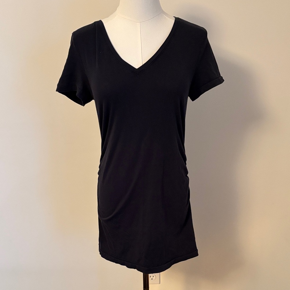 GAP Black V-Neck Short Sleeve Tee